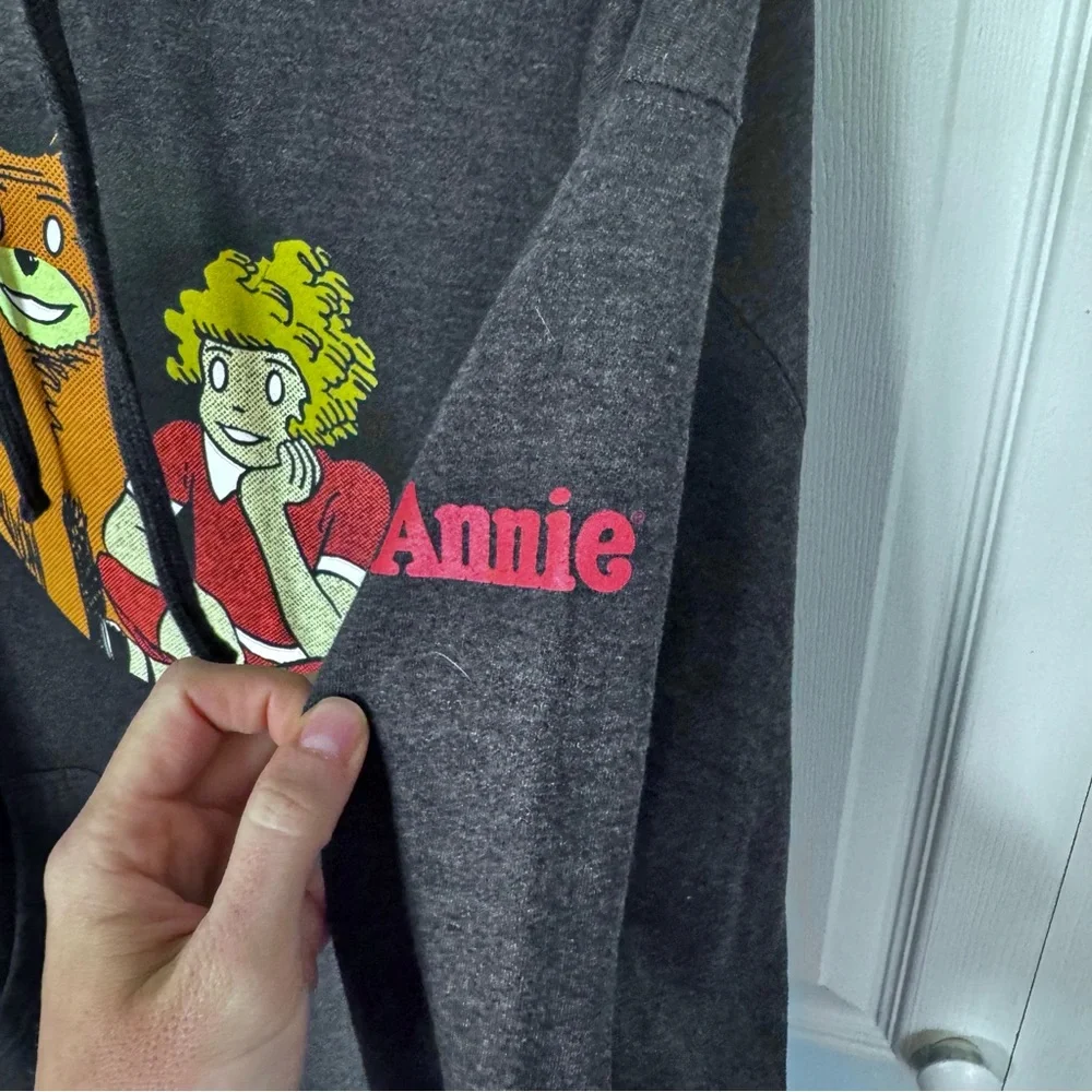 2023 Creative Goods x Little Orphan Annie Gray Graphic Hoodie XL